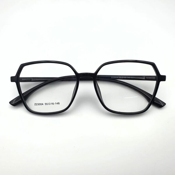 WhatsApp Image 2025-08-12 at 6.54.31 AM (1) Bolivar 14010 – Black Hexagonal Prescription Eyeglasses for Bold Style & All-Day Comfort