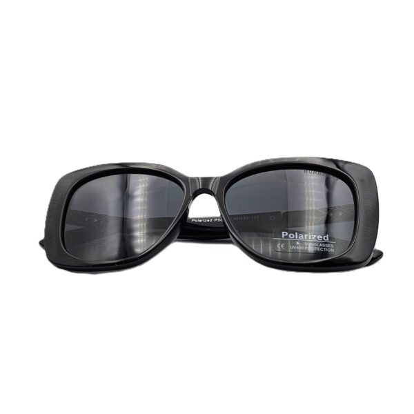 WhatsApp Image 2025-09-02 at 3.57.56 AM نظارة شمسية نسائية فخمة بوليفار × بربري | حماية UV400 مستقطبة